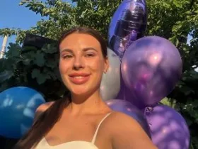 Camgirl MoonriseGoddessx-hot en live webcam amateur