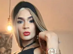 Camgirl AteneaTaylor en live webcam amateur