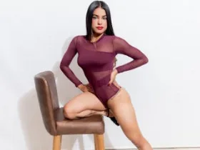 Camgirl VanelopeRusso en live webcam amateur