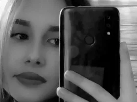 Camgirl MonaCloudI en ligne - chat webcam en direct