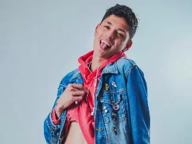 Camgirl TylerCa en ligne - chat webcam en direct