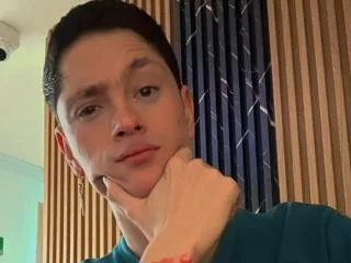 Camgirl TylerCa en live webcam amateur