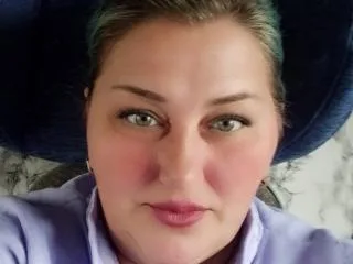 Camgirl SweetHeartM en live webcam amateur