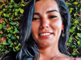 Camgirl TonyaAntonyaLips en live webcam amateur