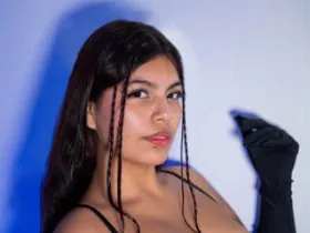 Camgirl AlyssaGreen en live webcam amateur