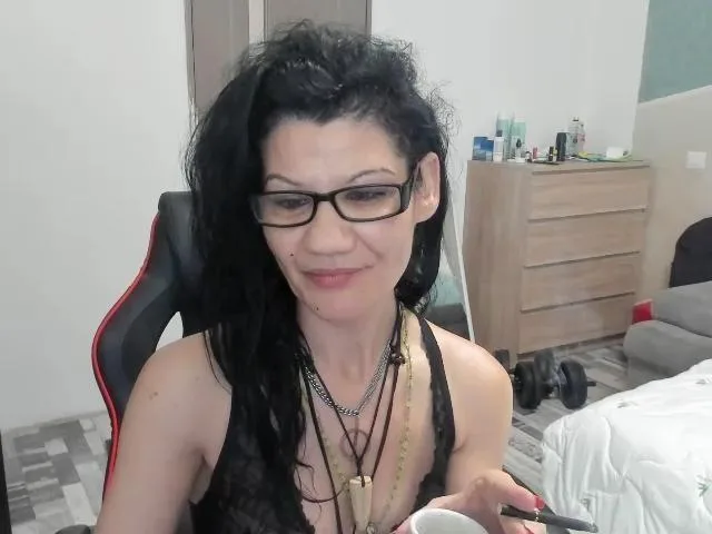 Camgirl Vanessa69Xo en live webcam amateur