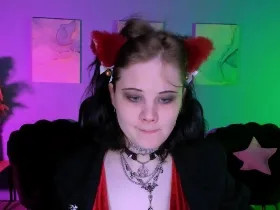 Camgirl NikkiKisss en live webcam amateur