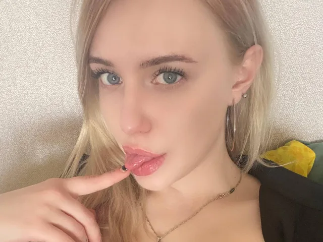 Camgirl Willapurr en live webcam amateur