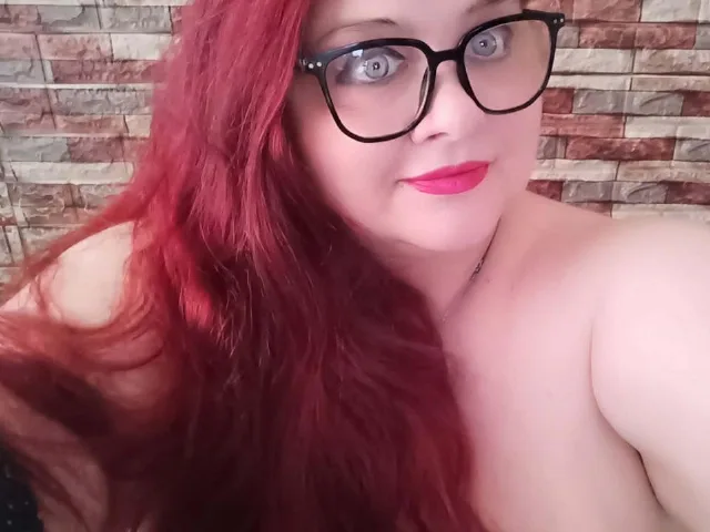 Camgirl MolligeDani en live webcam amateur