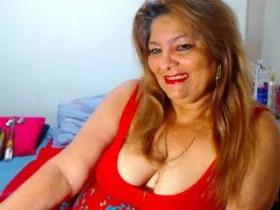 Camgirl MujerCaliente69 en live webcam amateur