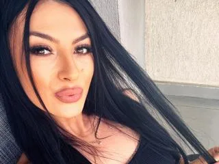 Camgirl AmelieReea en live webcam amateur