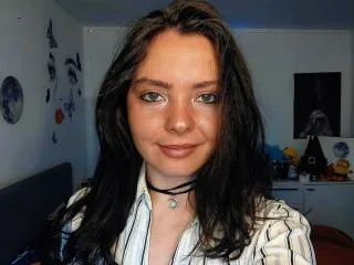 Camgirl HottWetPussy69 en live webcam amateur