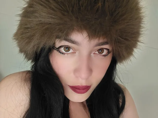 Camgirl PaleDark en live webcam amateur