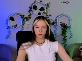 Camgirl LiaDream en live webcam amateur