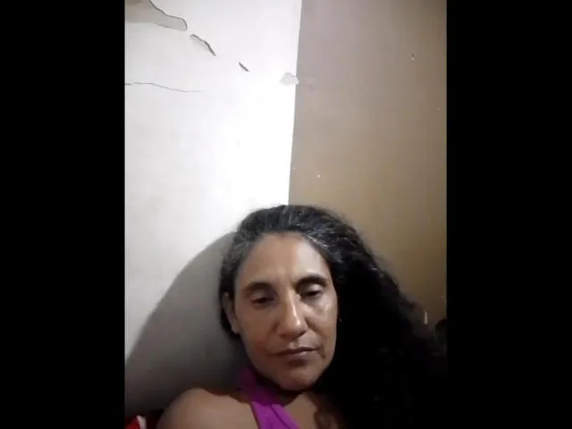 Camgirl LuxuryBella en live webcam amateur
