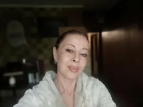 Camgirl PriyaMayes en live webcam amateur