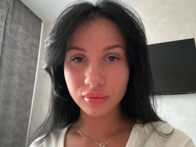 Camgirl SunshineAmendola en live webcam amateur