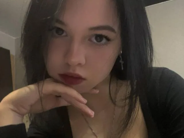 Camgirl DelarySong en live webcam amateur