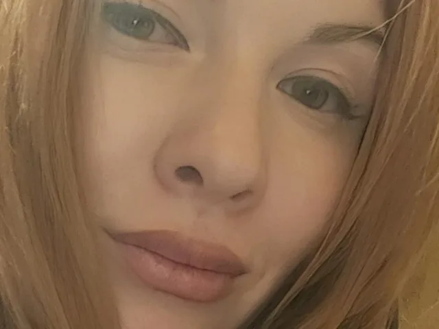 Camgirl KatyBrie en live webcam amateur