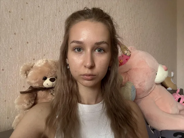 Camgirl KiraRemsberg en live webcam amateur