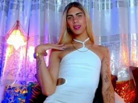 Camgirl StyleQueenX en live webcam amateur