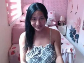 Camgirl DonnaBigCum en live webcam amateur