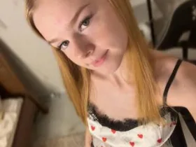 Camgirl ShakiaIvester en live webcam amateur