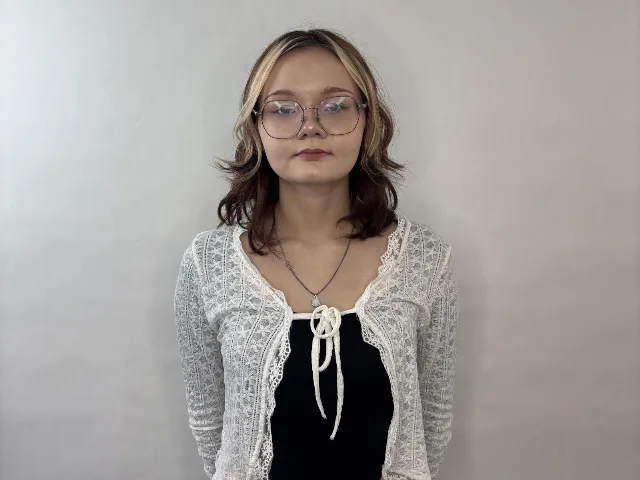 Camgirl DorcasHarmen en live webcam amateur