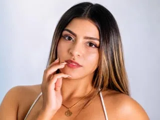 Camgirl CataleyaFerrer en live webcam amateur