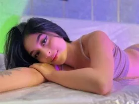 Camgirl MelodySweetyX en live webcam amateur