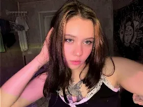 Camgirl MikaMoony en ligne - chat webcam en direct