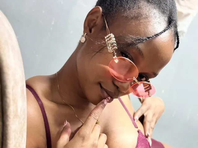 Camgirl CutyKeshin en live webcam amateur