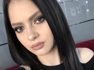 Camgirl IliriaKara en live webcam amateur