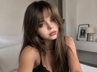 Camgirl MiraRosse en live webcam amateur