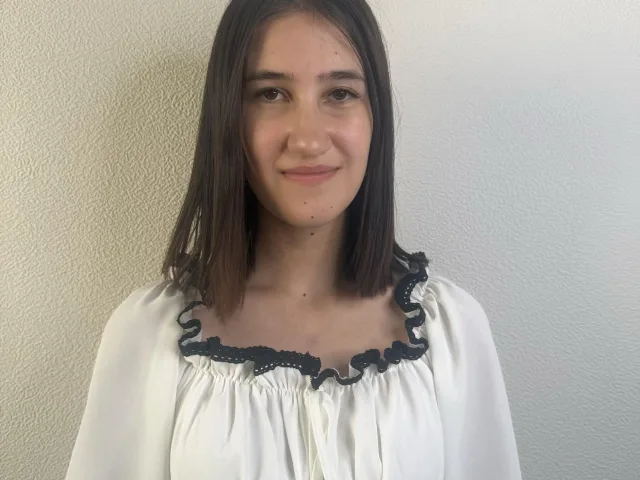 Camgirl NellValentia en live webcam amateur