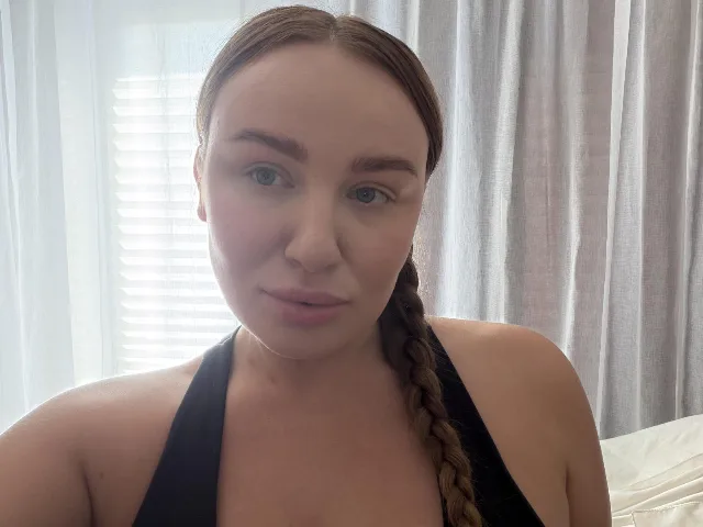 Camgirl GitaOrtea en live webcam amateur
