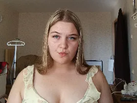 Camgirl DelmaMoen en live webcam amateur
