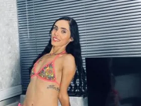 Camgirl LucyUnlimit en ligne - chat webcam en direct