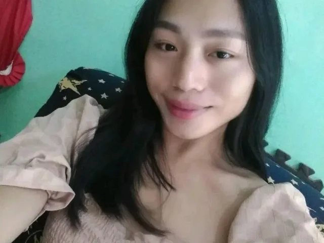 Camgirl Sohpia en live webcam amateur