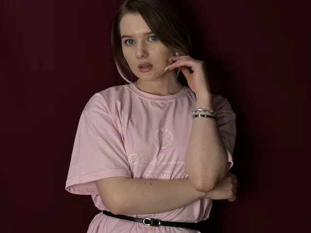Camgirl CynthiaMilkowski en live webcam amateur