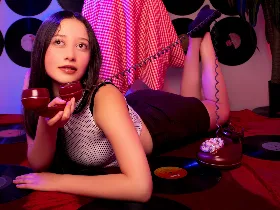Camgirl AmberBelle en live webcam amateur