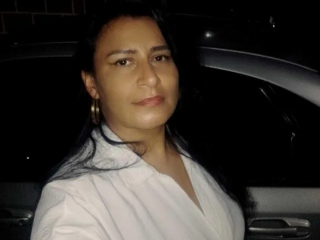Camgirl MadameMoon en live webcam amateur