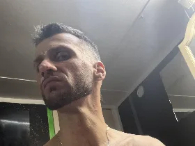 Camgirl StudManGuy en ligne - chat webcam en direct