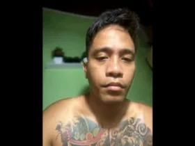 Camgirl TylerPinoy en live webcam amateur