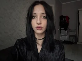 Camgirl SimonneBrustkern en ligne - chat webcam en direct