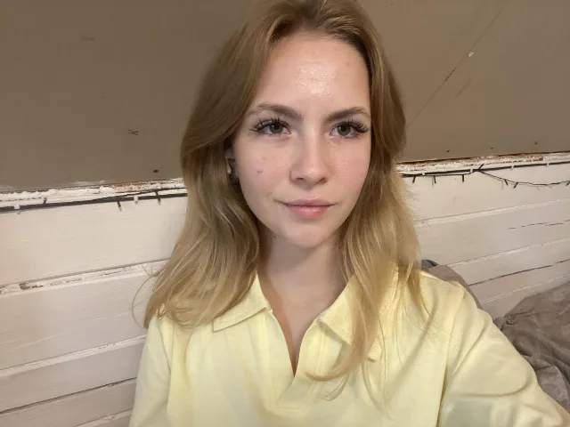 Camgirl ElsyBroward en live webcam amateur