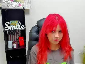 Camgirl ScarletMyst en live webcam amateur
