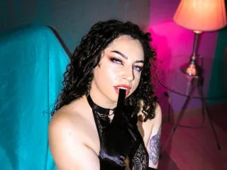 Camgirl ScarlattaaDesire en live webcam amateur