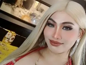 Camgirl Bigcockjhera en ligne - chat webcam en direct