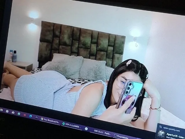 Camgirl PaulhettJoens en live webcam amateur